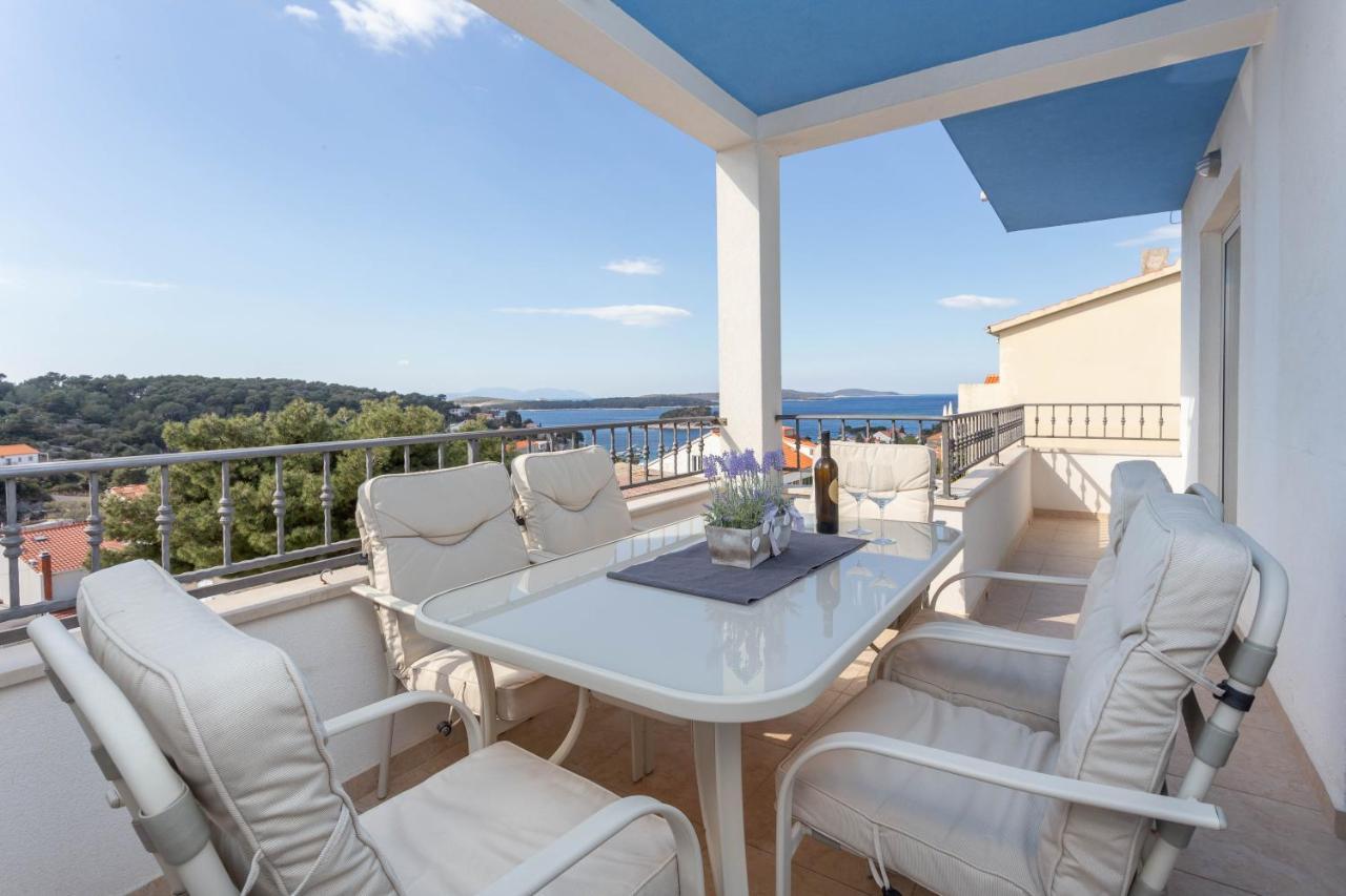 Apartment Tasina Hvar Town Exteriör bild