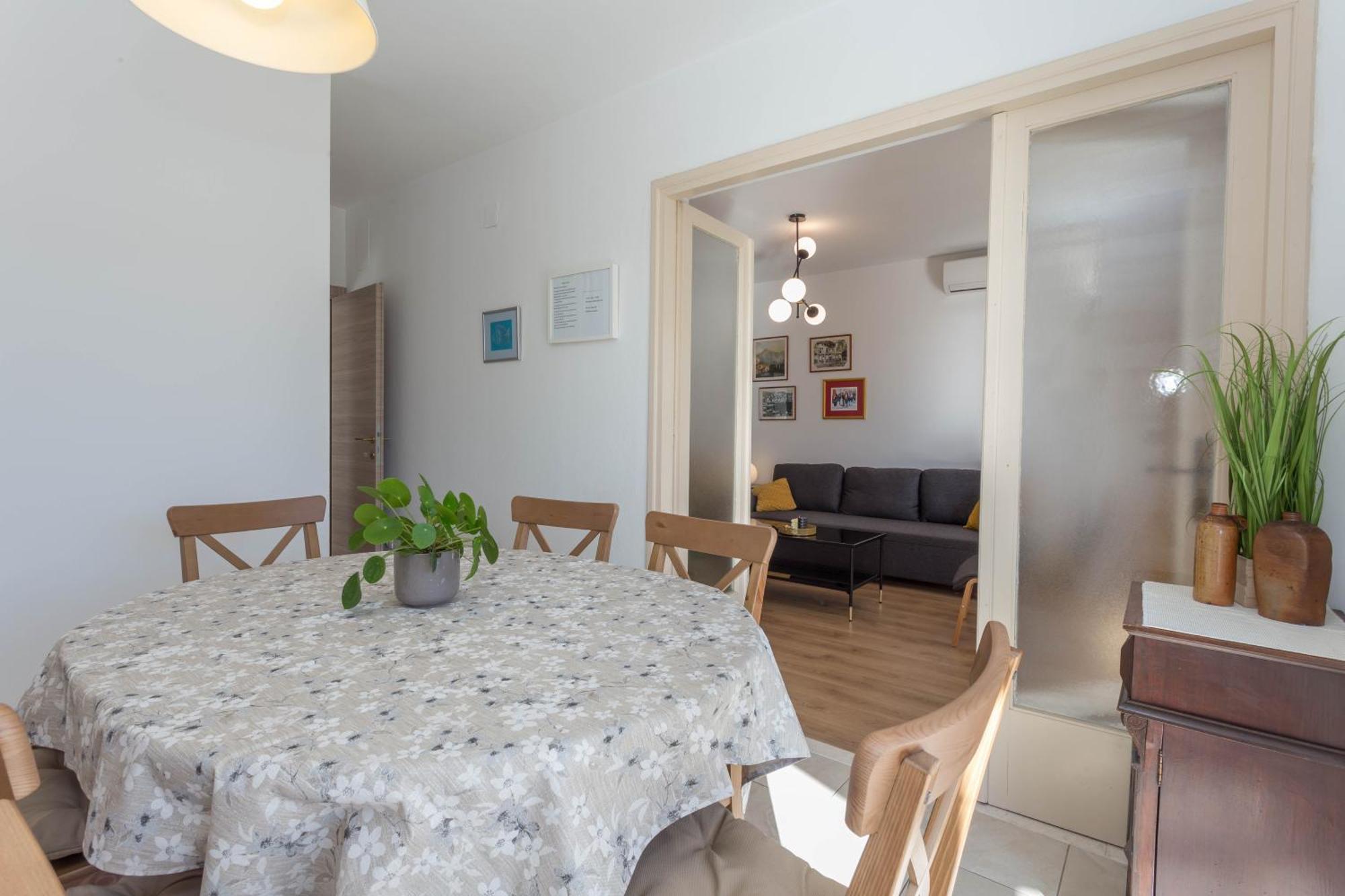 Apartment Tasina Hvar Town Exteriör bild